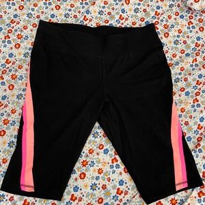 Livi capri activewear leggings